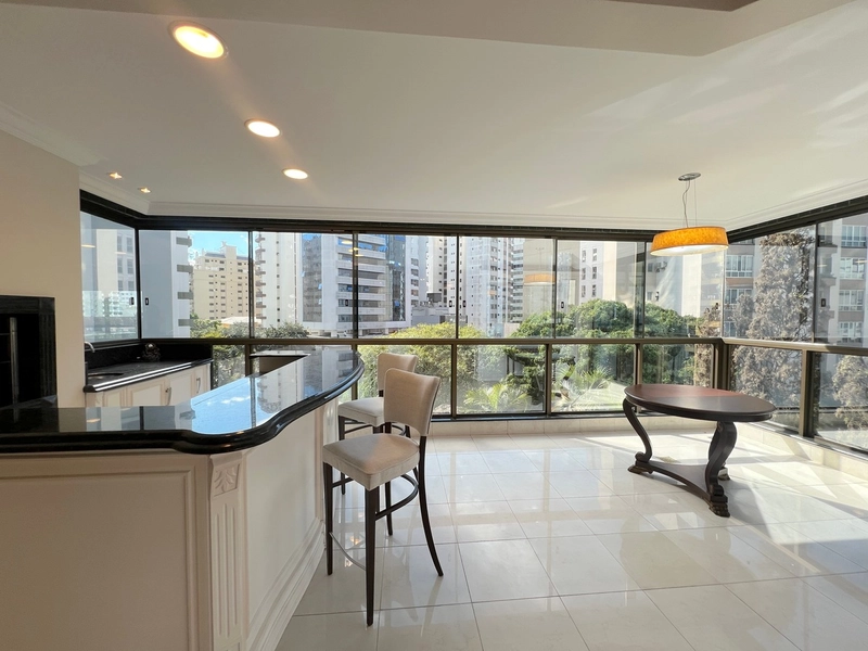 Apartamento com 3 quartos e 229m² à venda em Centro, Florianópolis.: 7ª foto da galeria de imagens do imóvel