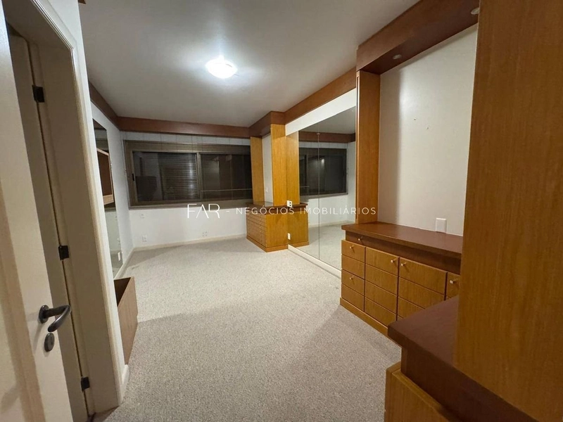 Lindo Apartamento vista Beira Mar - 4 suítes - Florianópolis: 16ª foto da galeria de imagens do imóvel