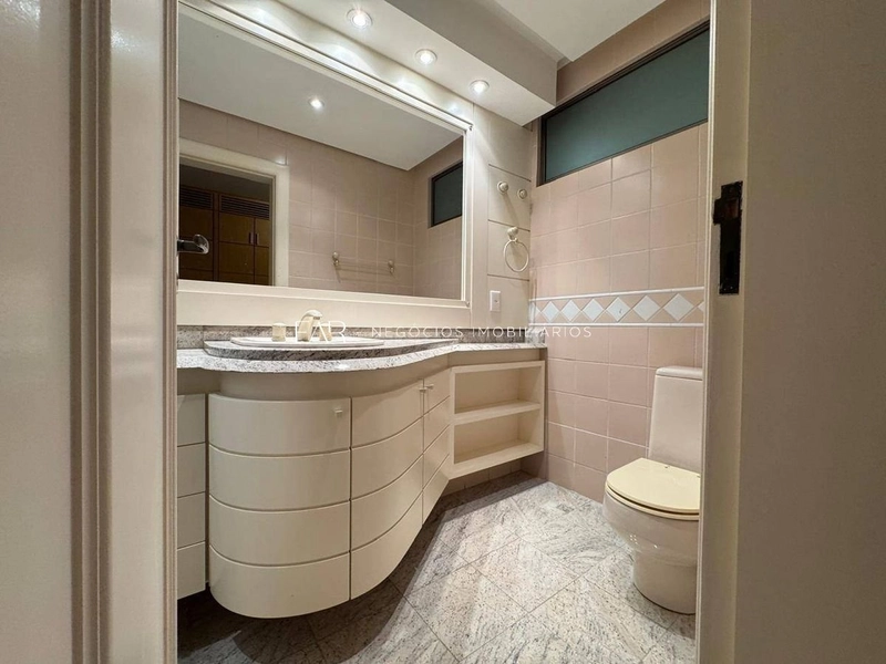 Lindo Apartamento vista Beira Mar - 4 suítes - Florianópolis: 6ª foto da galeria de imagens do imóvel