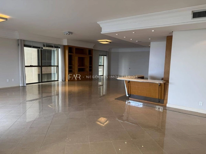 Lindo Apartamento vista Beira Mar - 4 suítes - Florianópolis: 3ª foto da galeria de imagens do imóvel