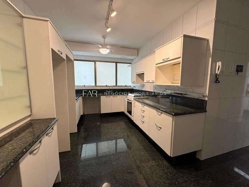 Lindo Apartamento vista Beira Mar - 4 suítes - Florianópolis: 7ª foto da galeria de imagens do imóvel