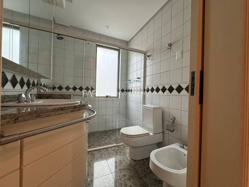 Lindo Apartamento vista Beira Mar - 4 suítes - Florianópolis: 18ª foto da galeria de imagens do imóvel