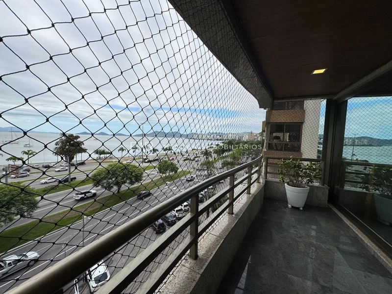 Lindo Apartamento vista Beira Mar - 4 suítes - Florianópolis: 4ª foto da galeria de imagens do imóvel