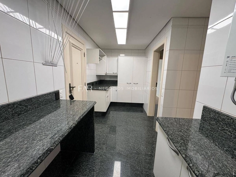 Lindo Apartamento vista Beira Mar - 4 suítes - Florianópolis: 9ª foto da galeria de imagens do imóvel