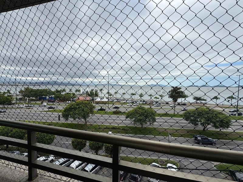Lindo Apartamento vista Beira Mar - 4 suítes - Florianópolis: 5ª foto da galeria de imagens do imóvel