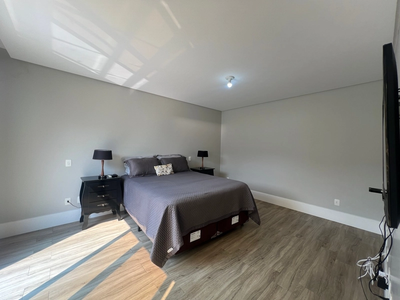 Casa em Condomínio Fechado com 4 Quartos | 2 Suítes | 5 Vagas à Venda: 31ª foto da galeria de imagens do imóvel