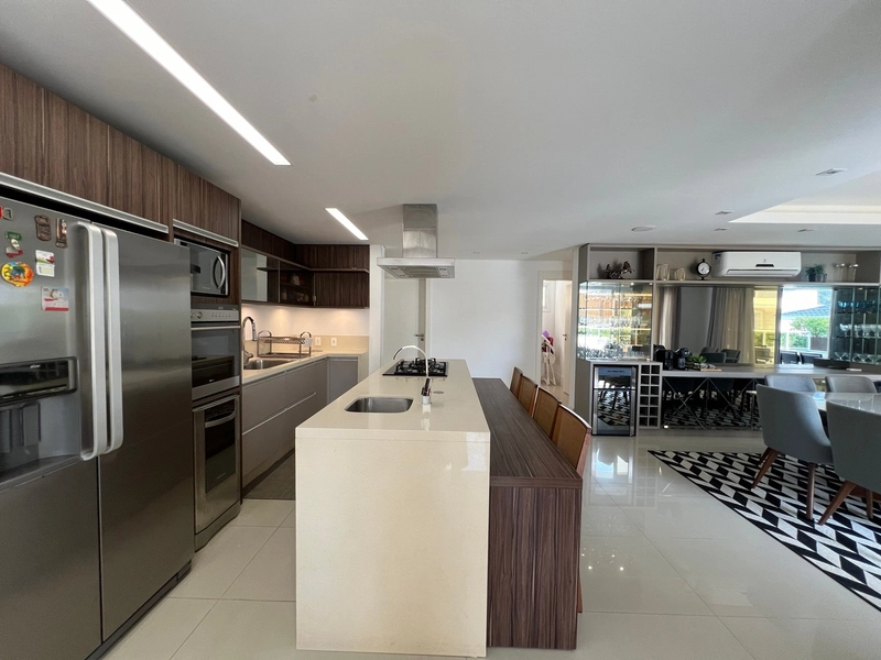 Casa em Condomínio Fechado com 4 Quartos | 2 Suítes | 5 Vagas à Venda: 10ª foto da galeria de imagens do imóvel