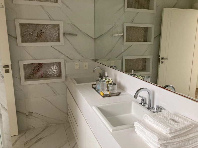 Casa em Condomínio Fechado com 4 Quartos | 2 Suítes | 5 Vagas à Venda: 55ª foto da galeria de imagens do imóvel