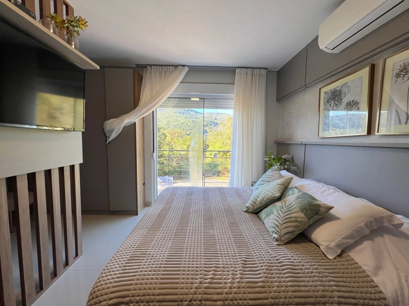 Casa com 3 Suítes | 2 Vagas | 178,63 m² à Venda - Córrego Grande: 9ª foto da galeria de imagens do imóvel