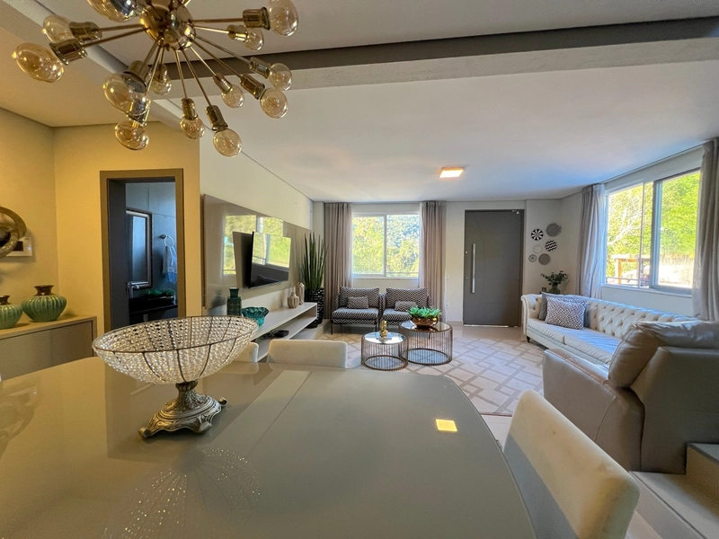 Casa com 3 Suítes | 2 Vagas | 178,63 m² à Venda - Córrego Grande: 3ª foto da galeria de imagens do imóvel