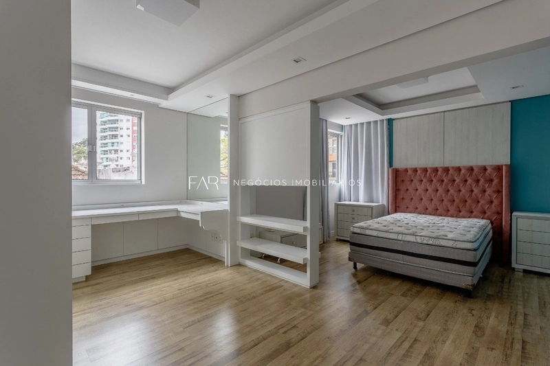 Apartamento com 3 Quartos | 1 Suíte | 2 Vagas à Venda - Centro, Fpolis: 17ª foto da galeria de imagens do imóvel