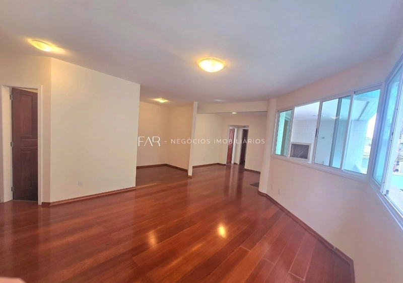 Apartamento à venda no Centro de Florianópolis: 5ª foto da galeria de imagens do imóvel