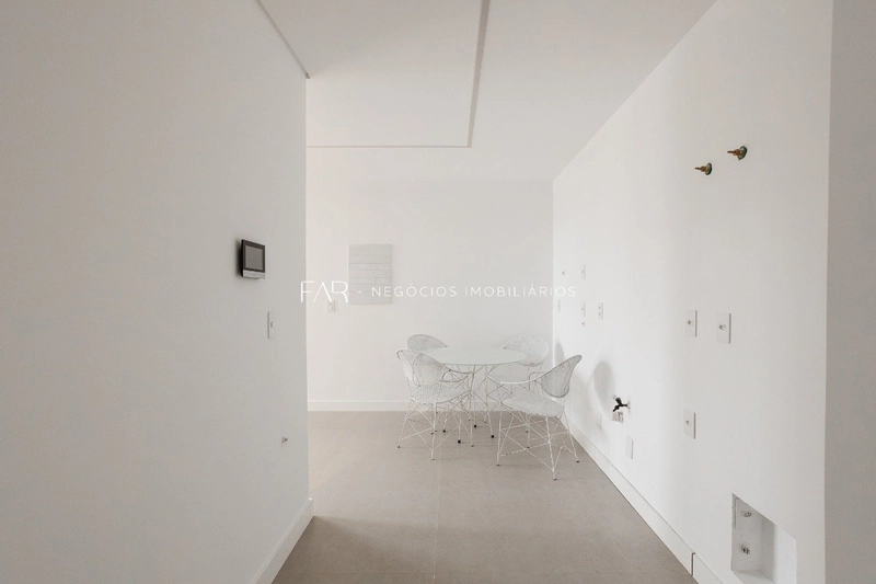 Duplex Alto Padrão em Jurerê com Vista Mar | 3 Suítes | Soho Residence: 4ª foto da galeria de imagens do imóvel