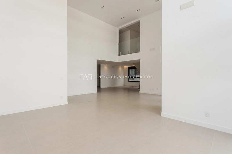 Duplex Alto Padrão em Jurerê com Vista Mar | 3 Suítes | Soho Residence: 14ª foto da galeria de imagens do imóvel