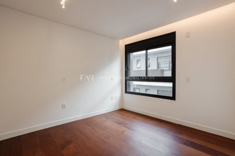 Duplex Alto Padrão em Jurerê com Vista Mar | 3 Suítes | Soho Residence: 17ª foto da galeria de imagens do imóvel