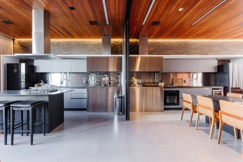 Duplex Alto Padrão em Jurerê com Vista Mar | 3 Suítes | Soho Residence: 28ª foto da galeria de imagens do imóvel