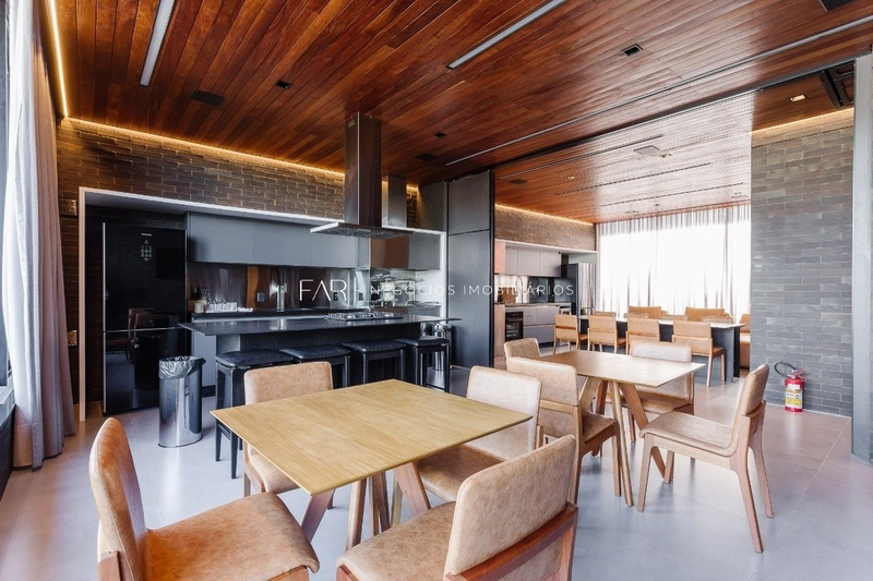 Duplex Alto Padrão em Jurerê com Vista Mar | 3 Suítes | Soho Residence: 27ª foto da galeria de imagens do imóvel