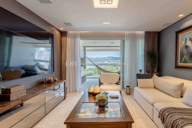 Apartamento Alto Padrão na Beira-Mar Norte | 3 Suítes com Vista para o: 6ª foto da galeria de imagens do imóvel