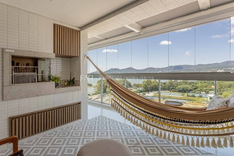 Apartamento Alto Padrão na Beira-Mar Norte | 3 Suítes com Vista para o: 1ª foto da galeria de imagens do imóvel