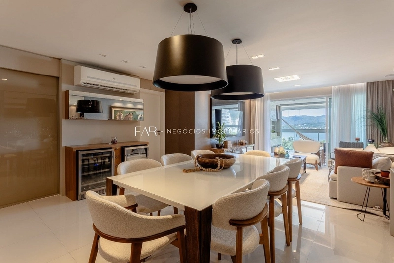 Apartamento Alto Padrão na Beira-Mar Norte | 3 Suítes com Vista para o: 5ª foto da galeria de imagens do imóvel