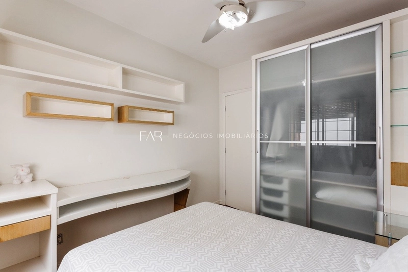 Casa com 5 Quartos | 2 Suítes | 4 Vagas à Venda - Coqueiros, Florianóp: 21ª foto da galeria de imagens do imóvel