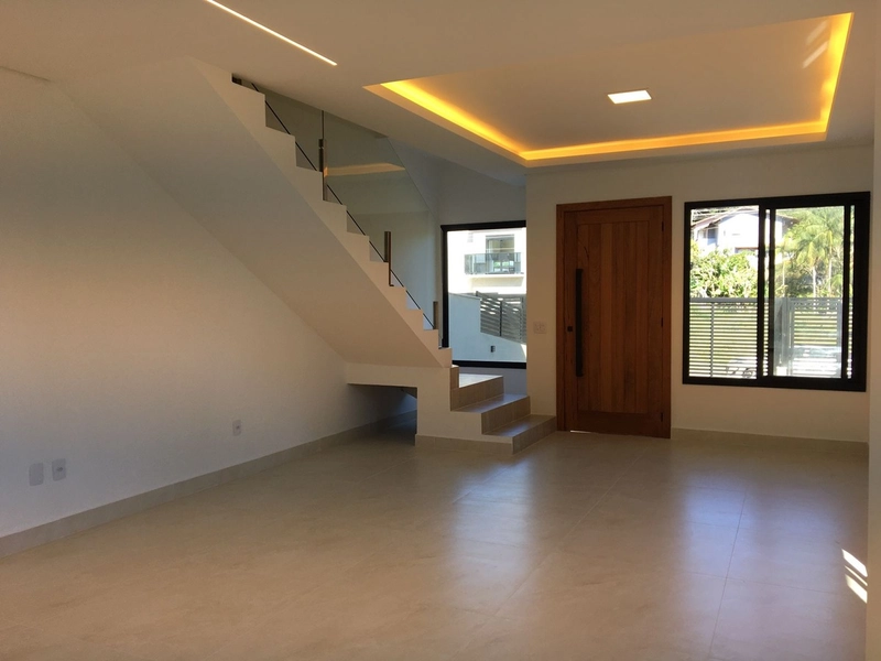 Casa com 3 Suítes | 2 Vagas | 180 m² à Venda - Saco Grande, Florianópo: 8ª foto da galeria de imagens do imóvel