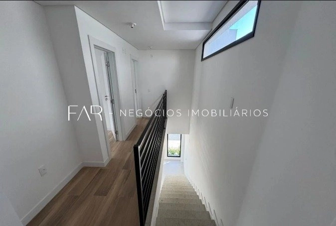 Casa em Condomínio com 3 Suítes | 2 Vagas | 242,50 m² à Venda - Cacupé: 9ª foto da galeria de imagens do imóvel
