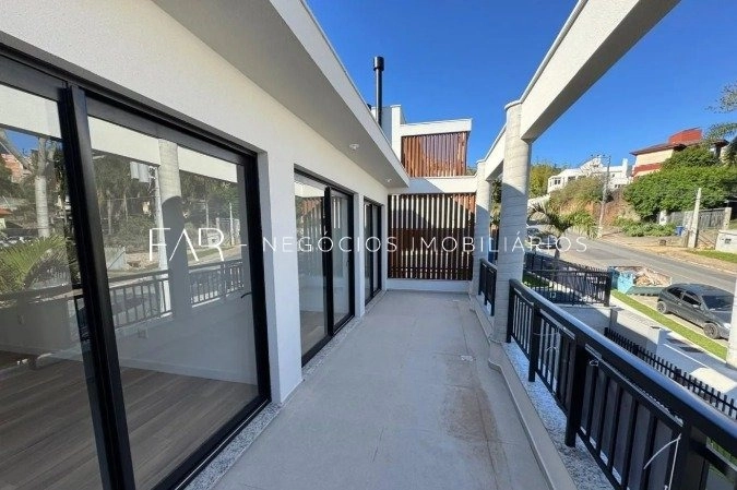 Casa em Condomínio com 3 Suítes | 2 Vagas | 242,50 m² à Venda - Cacupé: 20ª foto da galeria de imagens do imóvel