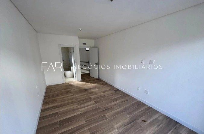 Casa em Condomínio com 3 Suítes | 2 Vagas | 242,50 m² à Venda - Cacupé: 15ª foto da galeria de imagens do imóvel