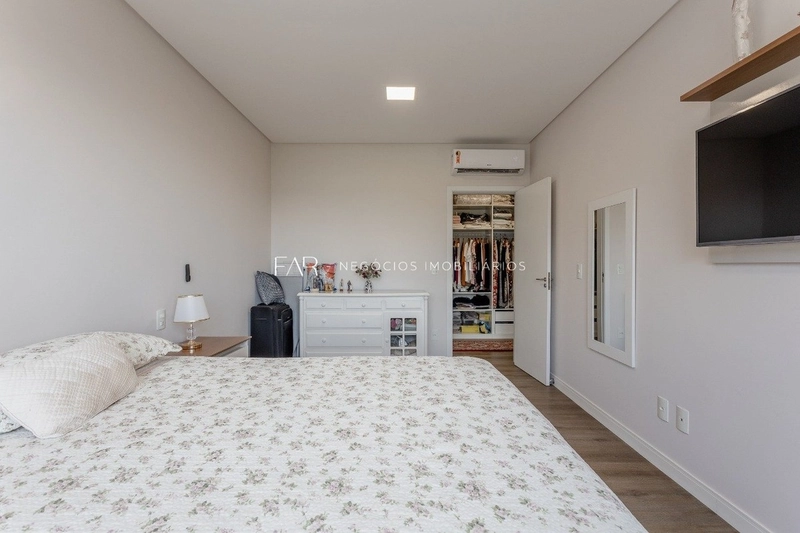 Casa em 4 Suítes em condomínio no Cacupé, Florianópolis: 19ª foto da galeria de imagens do imóvel