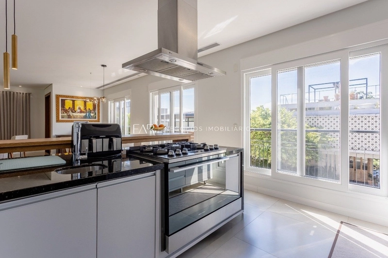 Casa em 4 Suítes em condomínio no Cacupé, Florianópolis: 9ª foto da galeria de imagens do imóvel