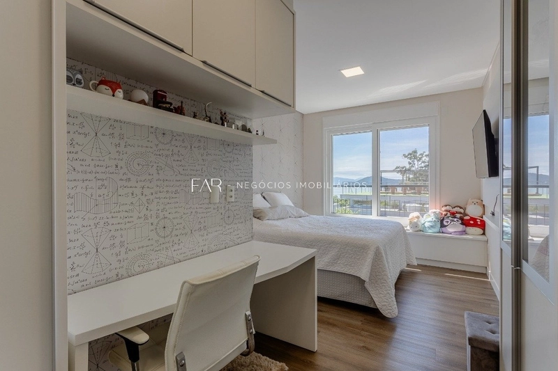 Casa em 4 Suítes em condomínio no Cacupé, Florianópolis: 26ª foto da galeria de imagens do imóvel