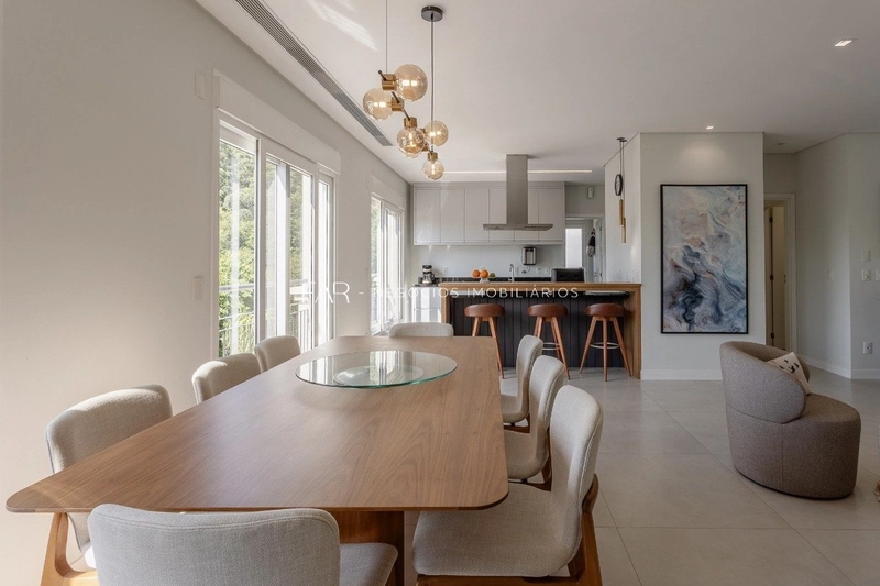 Casa em 4 Suítes em condomínio no Cacupé, Florianópolis: 7ª foto da galeria de imagens do imóvel