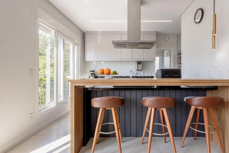 Casa em 4 Suítes em condomínio no Cacupé, Florianópolis: 8ª foto da galeria de imagens do imóvel