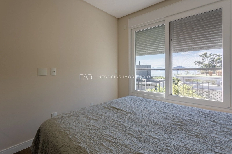 Casa em 4 Suítes em condomínio no Cacupé, Florianópolis: 14ª foto da galeria de imagens do imóvel