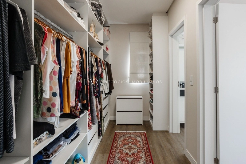 Casa em 4 Suítes em condomínio no Cacupé, Florianópolis: 16ª foto da galeria de imagens do imóvel