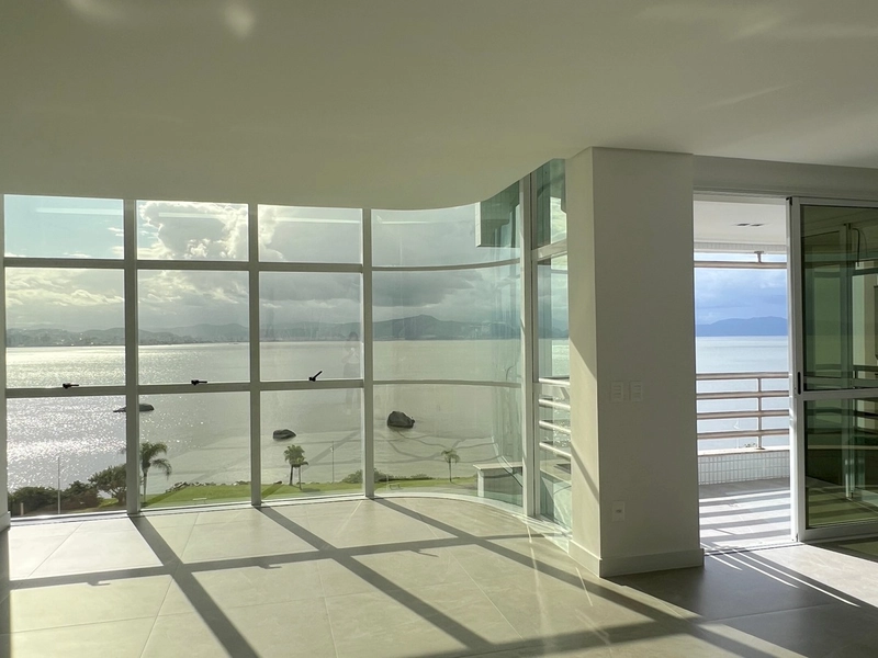 Apartamento totalmente reformado frente Beira Mar - 211 m² privativos: 5ª foto da galeria de imagens do imóvel