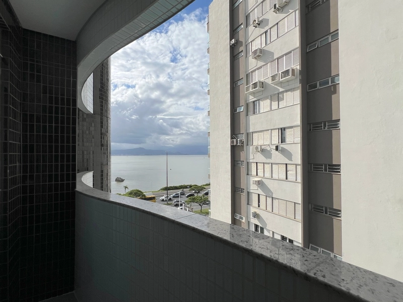Apartamento totalmente reformado frente Beira Mar - 211 m² privativos: 24ª foto da galeria de imagens do imóvel