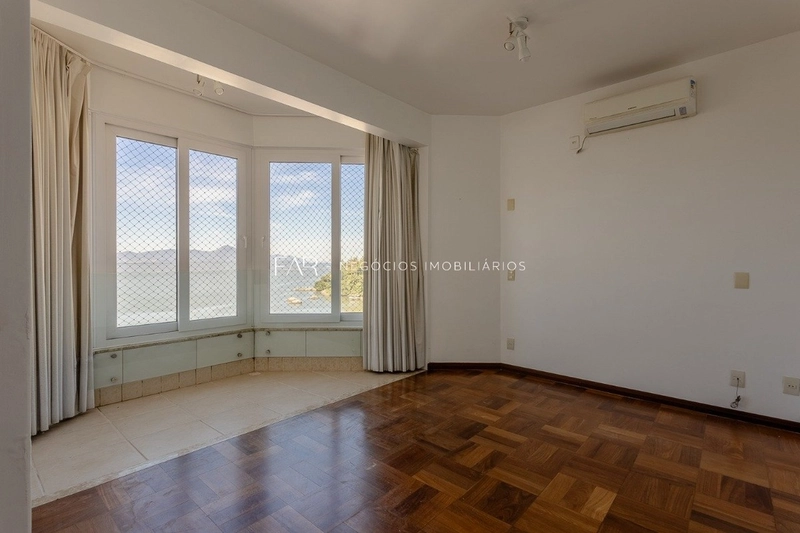 Apartamento com vista para o mar em Coqueiros: 10ª foto da galeria de imagens do imóvel