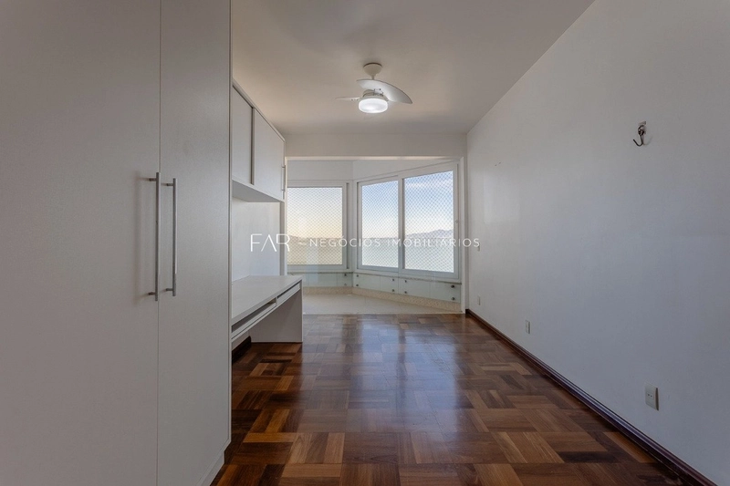 Apartamento com vista para o mar em Coqueiros: 11ª foto da galeria de imagens do imóvel