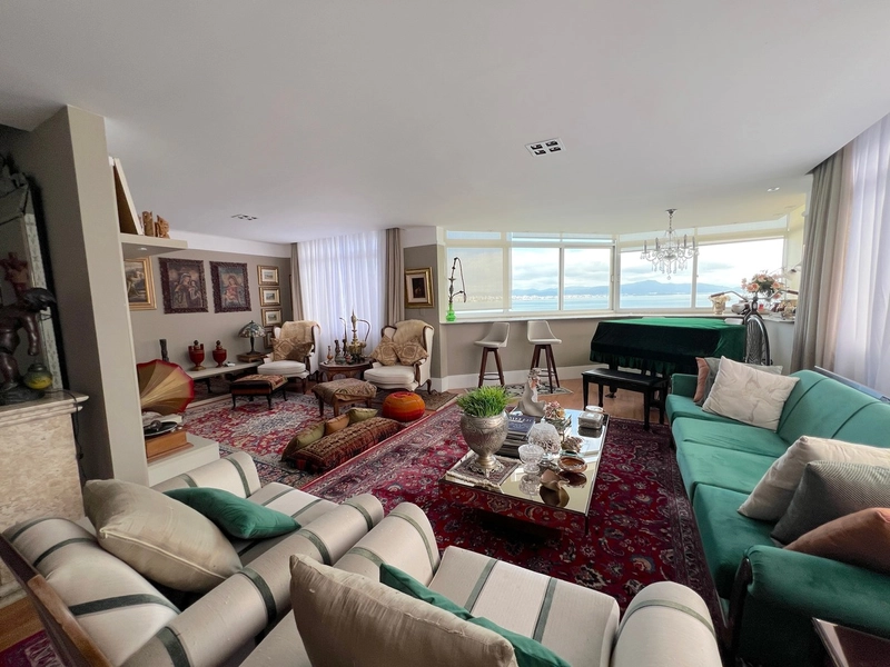 Apartamento com vista Beira Mar - 3 quartos sendo 2 suítes - 225,56 m²: 3ª foto da galeria de imagens do imóvel