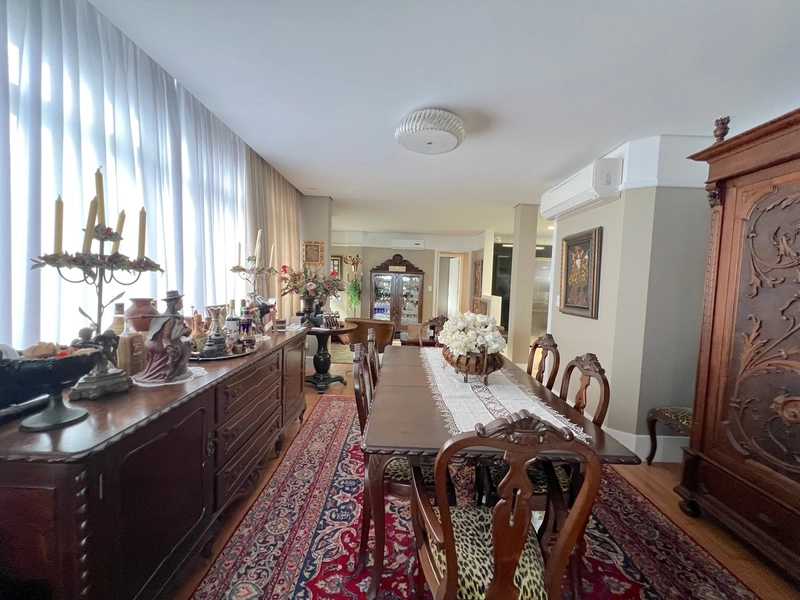 Apartamento com vista Beira Mar - 3 quartos sendo 2 suítes - 225,56 m²: 8ª foto da galeria de imagens do imóvel