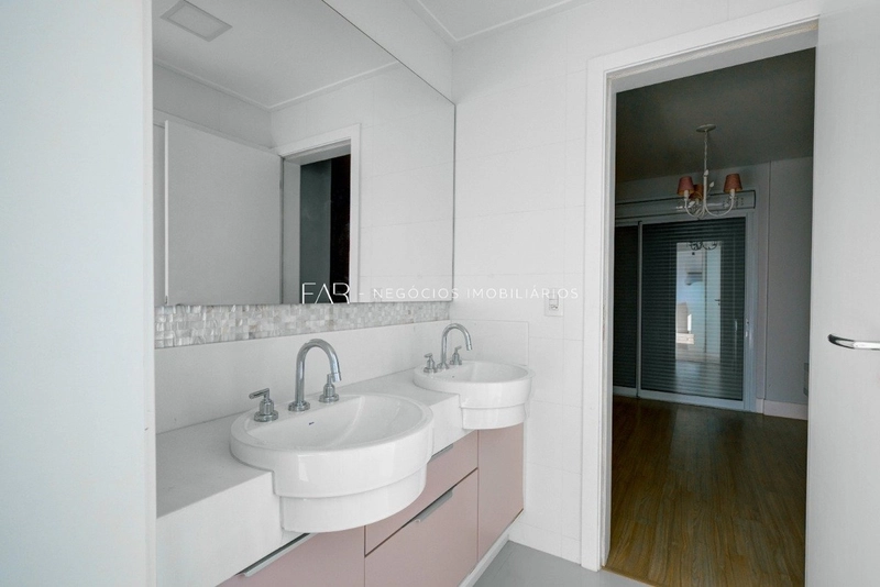 Cobertura á venda na Avenida Trompowsky  - 4 dormitórios - 324 m²: 14ª foto da galeria de imagens do imóvel