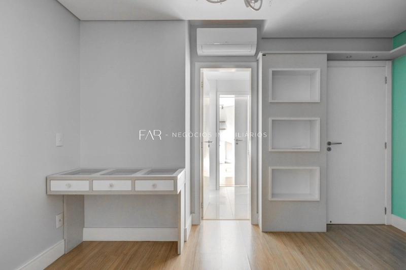 Cobertura á venda na Avenida Trompowsky  - 4 dormitórios - 324 m²: 10ª foto da galeria de imagens do imóvel