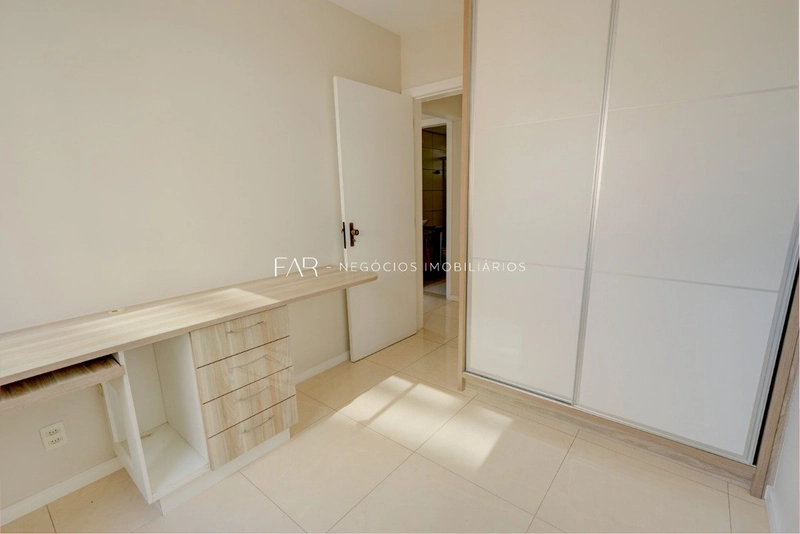 Apartamento á venda com 3 dormitórios, 1 suíte na Carvoeira - 91 m²: 8ª foto da galeria de imagens do imóvel