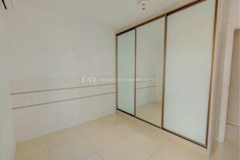 Apartamento á venda com 3 dormitórios, 1 suíte na Carvoeira - 91 m²: 13ª foto da galeria de imagens do imóvel