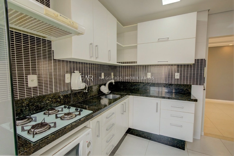 Apartamento á venda com 3 dormitórios, 1 suíte na Carvoeira - 91 m²: 6ª foto da galeria de imagens do imóvel