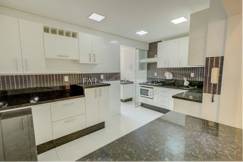 Apartamento á venda com 3 dormitórios, 1 suíte na Carvoeira - 91 m²: 5ª foto da galeria de imagens do imóvel