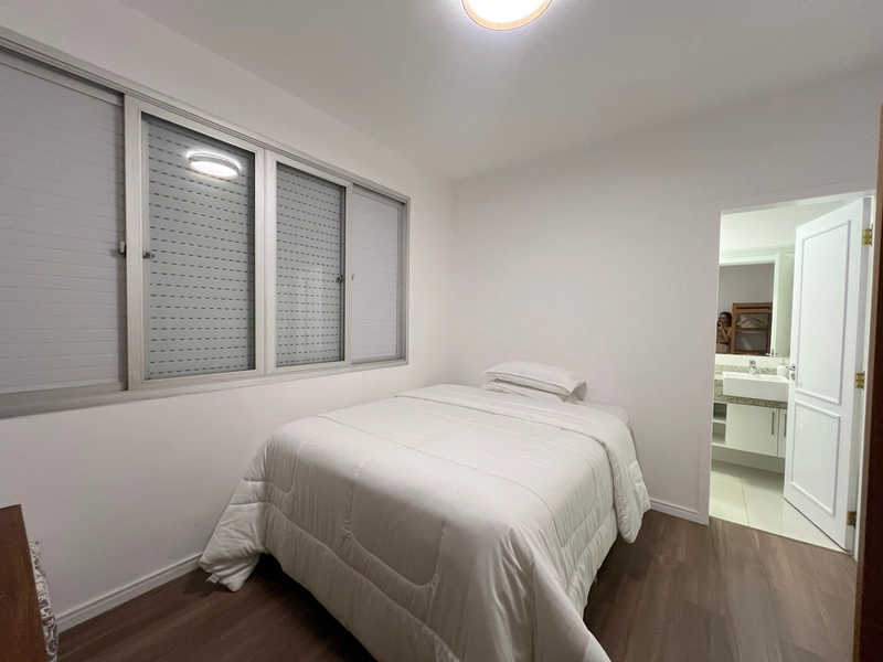 Apartamento á venda com vista Beira Mar - 4 quartos - 226 m²: 25ª foto da galeria de imagens do imóvel