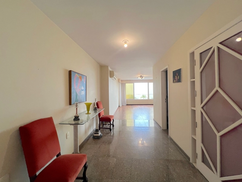 Apartamento á venda com vista Beira Mar - 4 quartos - 226 m²: 7ª foto da galeria de imagens do imóvel